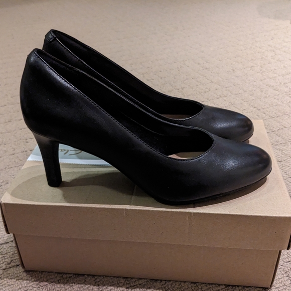 Clarks Dancer Nolin Pump - Black - Picture 4 of 9